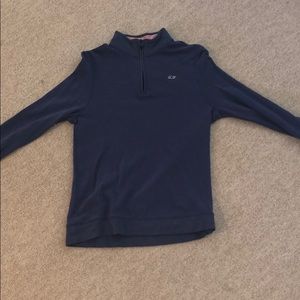 Vineyard vines 1/4 zip, pullover.